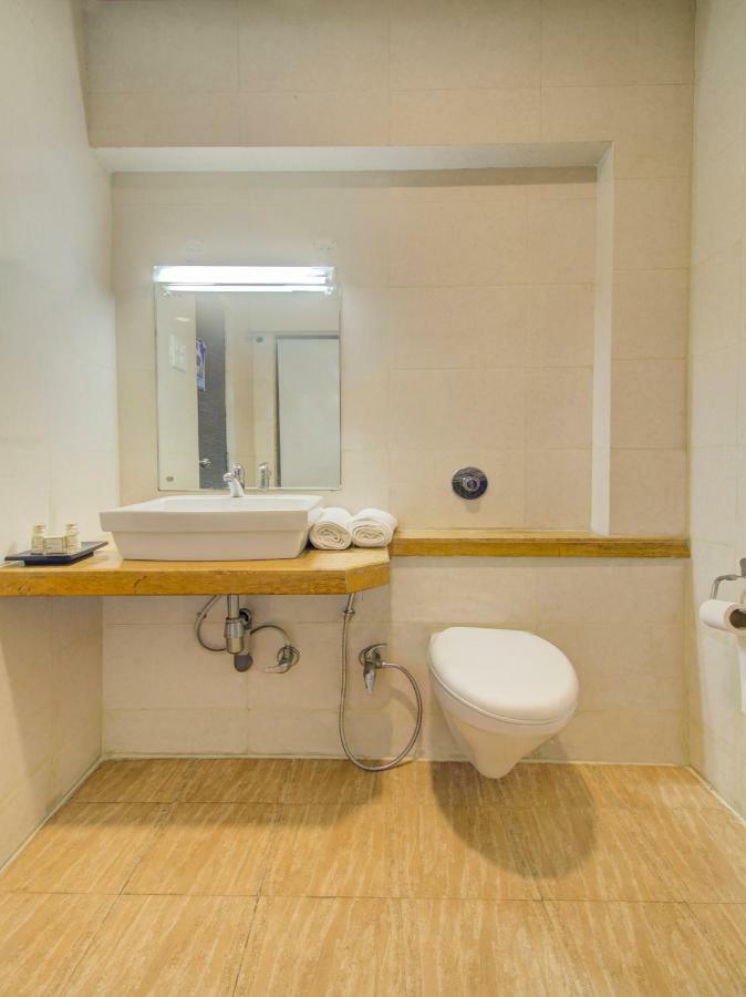 Capital O 36727 Plush Retreat Dive Ngoại thất bức ảnh