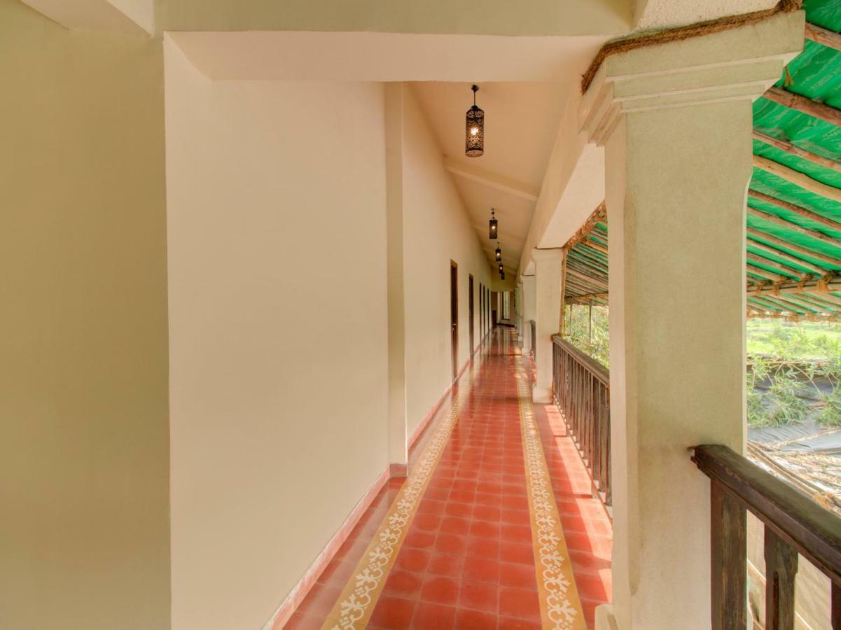 Capital O 36727 Plush Retreat Dive Ngoại thất bức ảnh