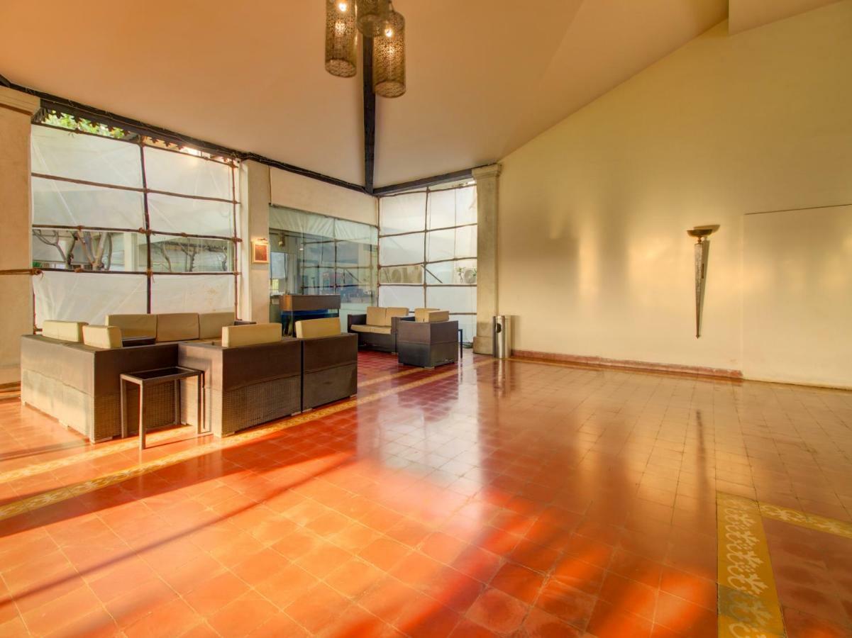 Capital O 36727 Plush Retreat Dive Ngoại thất bức ảnh