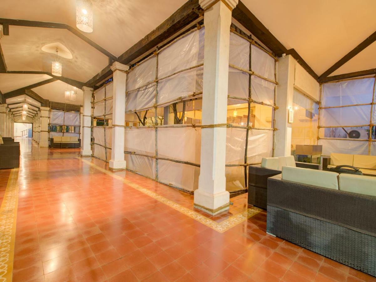 Capital O 36727 Plush Retreat Dive Ngoại thất bức ảnh