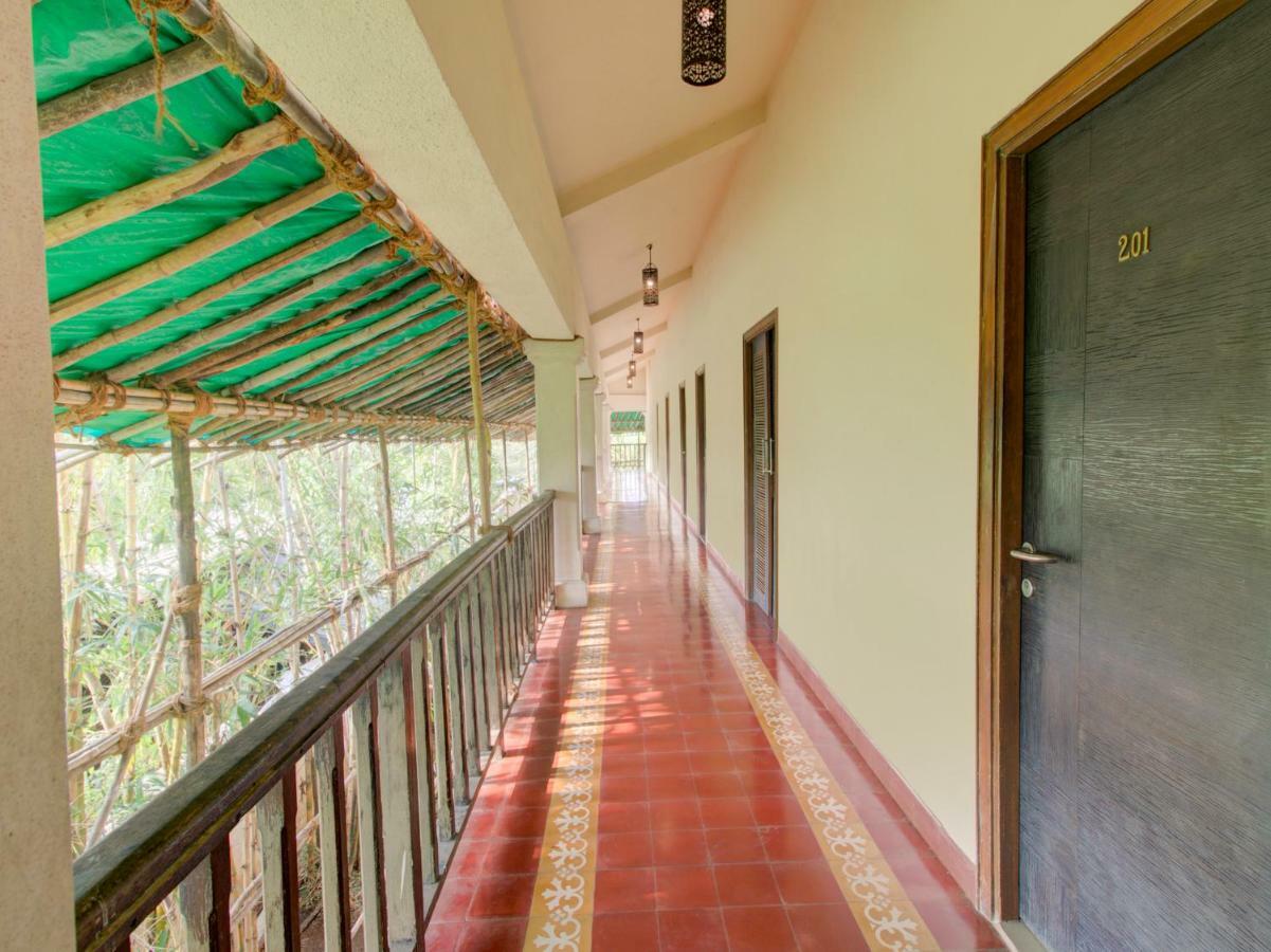 Capital O 36727 Plush Retreat Dive Ngoại thất bức ảnh
