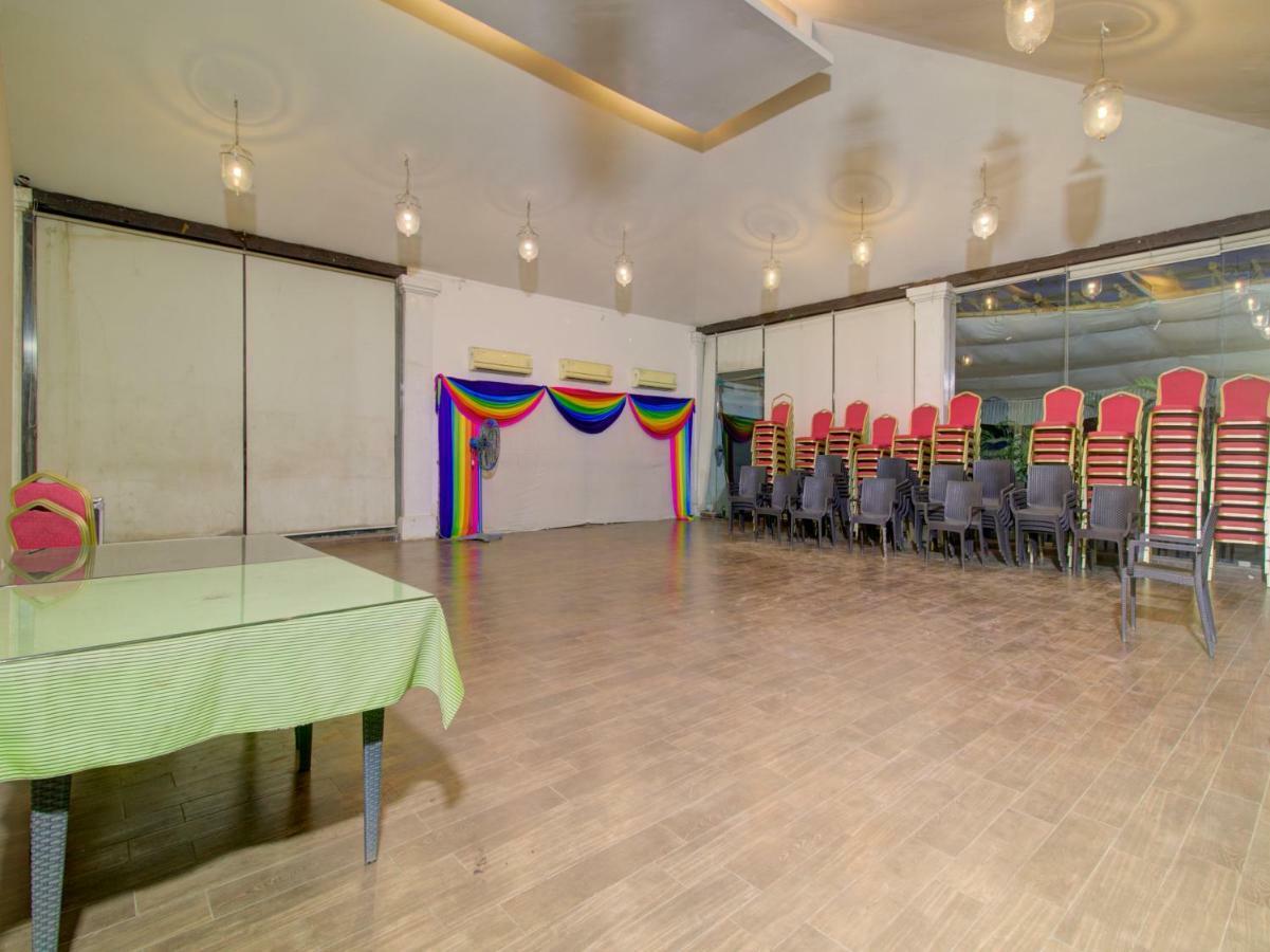 Capital O 36727 Plush Retreat Dive Ngoại thất bức ảnh